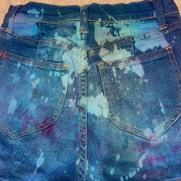 Urban outfitters up cycled denim, size 25 one-of-a-kind handmade shorts - Picture 6 of 8